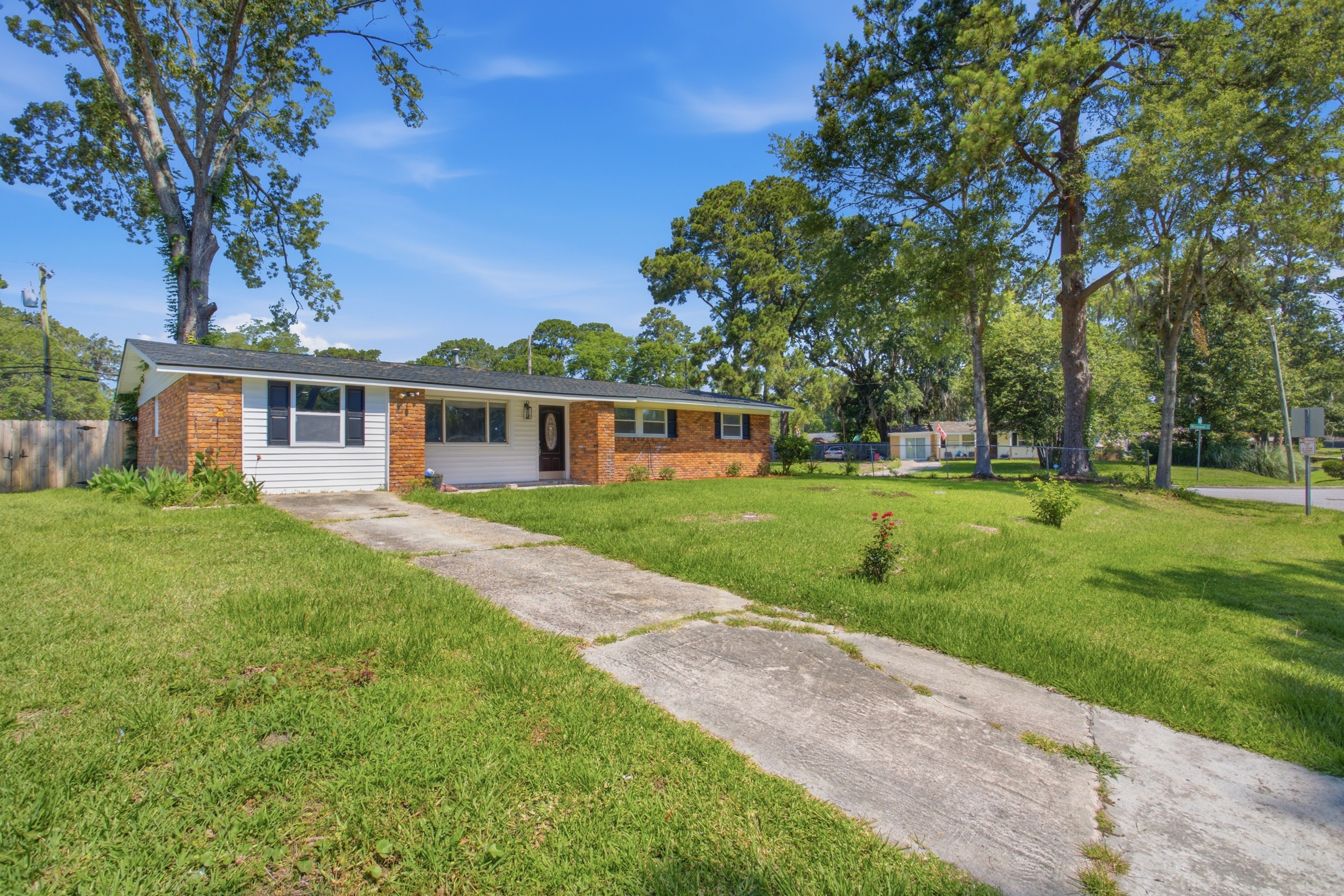12433 Deerfield Road